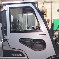 Металлическая кабина на Nissan 1,5-2 т